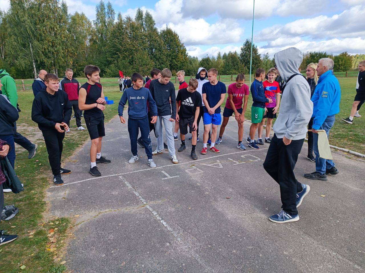 Участие учащихся Кабаковской СШ в соревнованиях по бегу