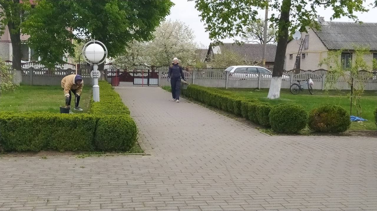 субботник в Кабаковской СШ
