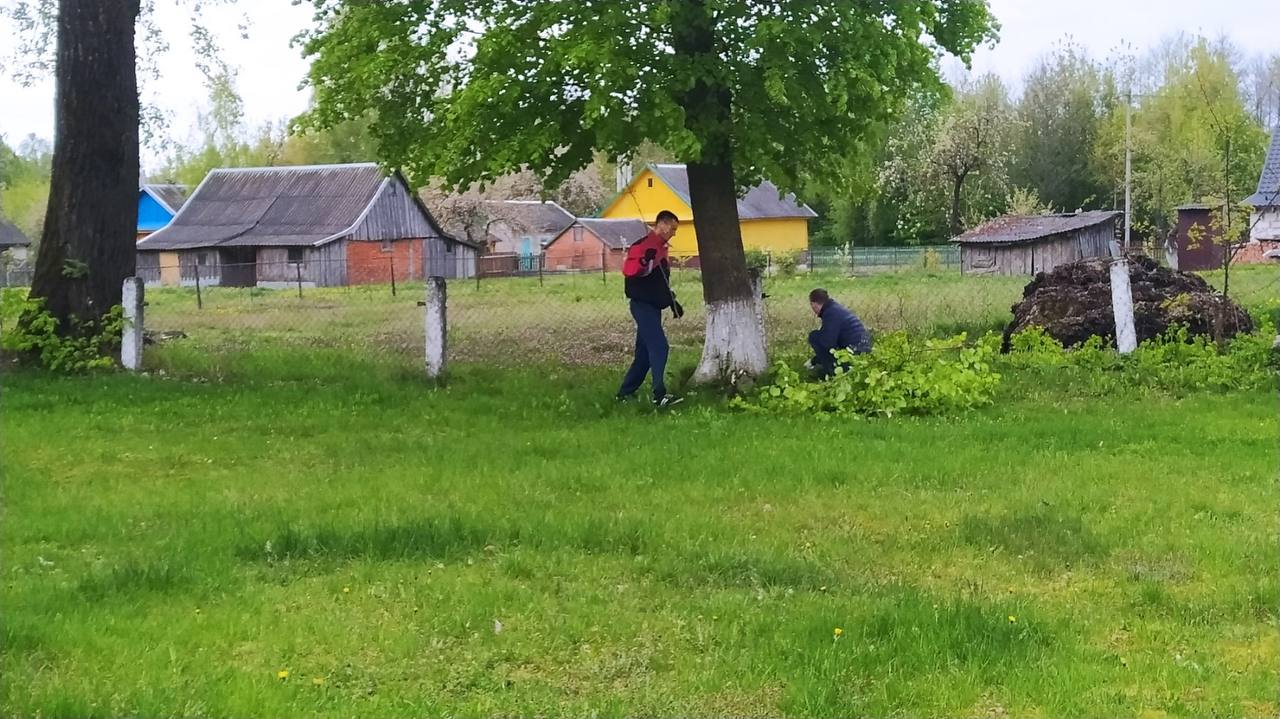субботник в Кабаковской СШ